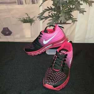 Women's Nike Sneakers